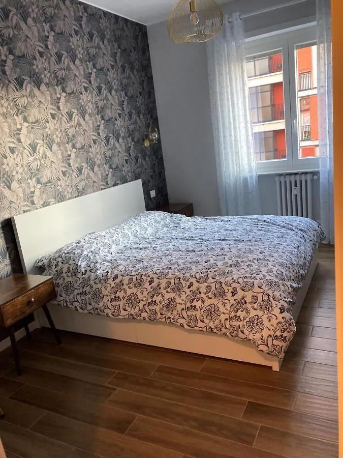Apartment Zurigo Milan Italy